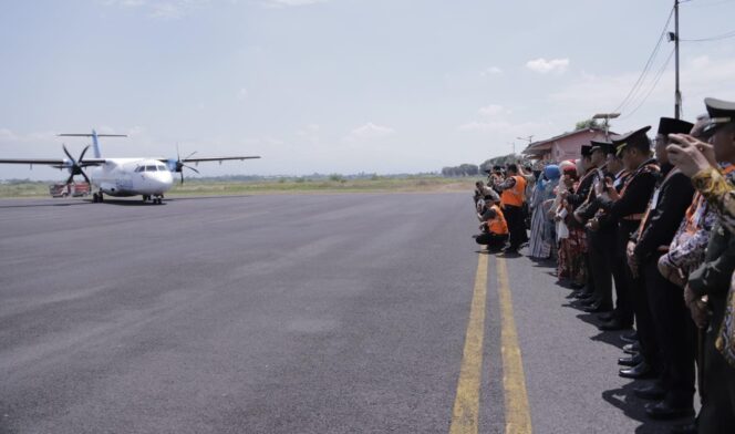 
					DITUNDA: Setelah soft launching Bandara Notohadinegoro Jember pada 17 Agustus 2025 lalu, penerbangan perdana tak kunjung terlaksana. (Foto: Istimewa).