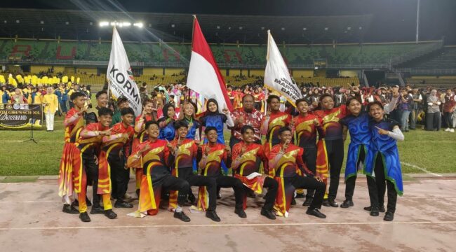 JUARA: Kontingen Jember Marching Band (JMB) saat di Stadion Darul Aman, Alor Setar, Malaysia. (Foto: Istimewa).