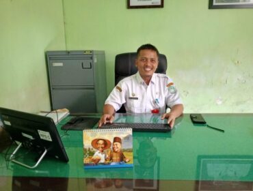 Kepala Dinas Pemberdayaan Masyarakat dan Desa (DPMD) Kabupaten Lumajang, Bayu Ruswantoro. (Foto: Asmadi)