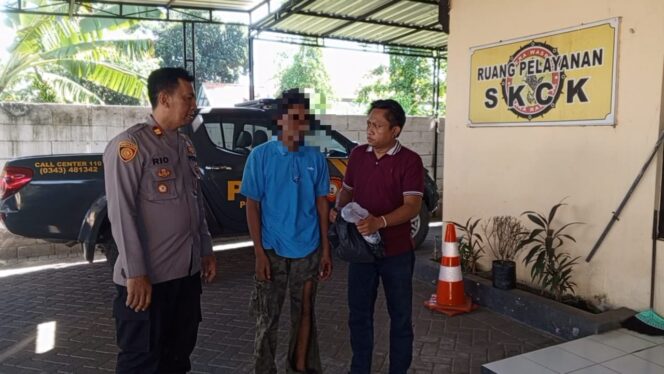 
					Terduga pelaku penganiayaan terhadap istrinya diamankan di Polres Pasuruan. (Foto: Moh. Rois)