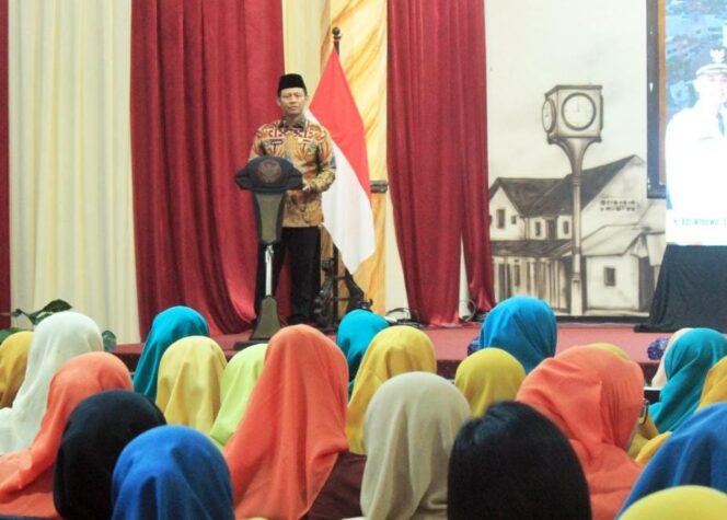 
					Wakil Wali Kota Pasuruan, M. Nawawi, memberikan sambutan dalam kegiatan Penguatan Komitmen Program Prioritas Bidang Kesehatan Tahun 2025 di Gedung Gradhika Bhakti Praja.